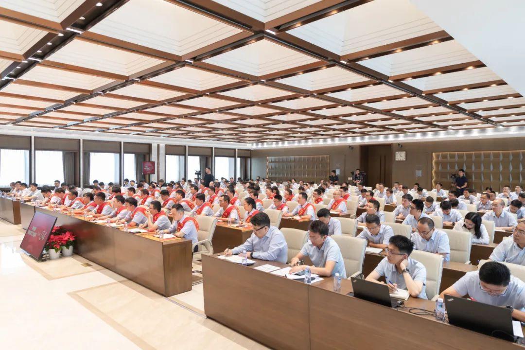 16,968 triệu! Giải thưởng khen thưởng công nghệ của Yutong lần nữa lập kỷ lục mới