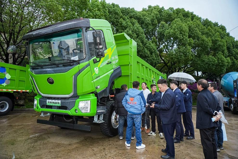Chuyên nghiên cứu địa hình núi và cao nguyên, xe tải nặng Yuzhou phiên bản 2025 ra mắt tại.